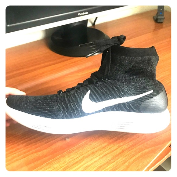 nike hypervenom sin bota